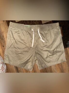 Universal Thread Men's Khaki Drawstring Athletic Shorts